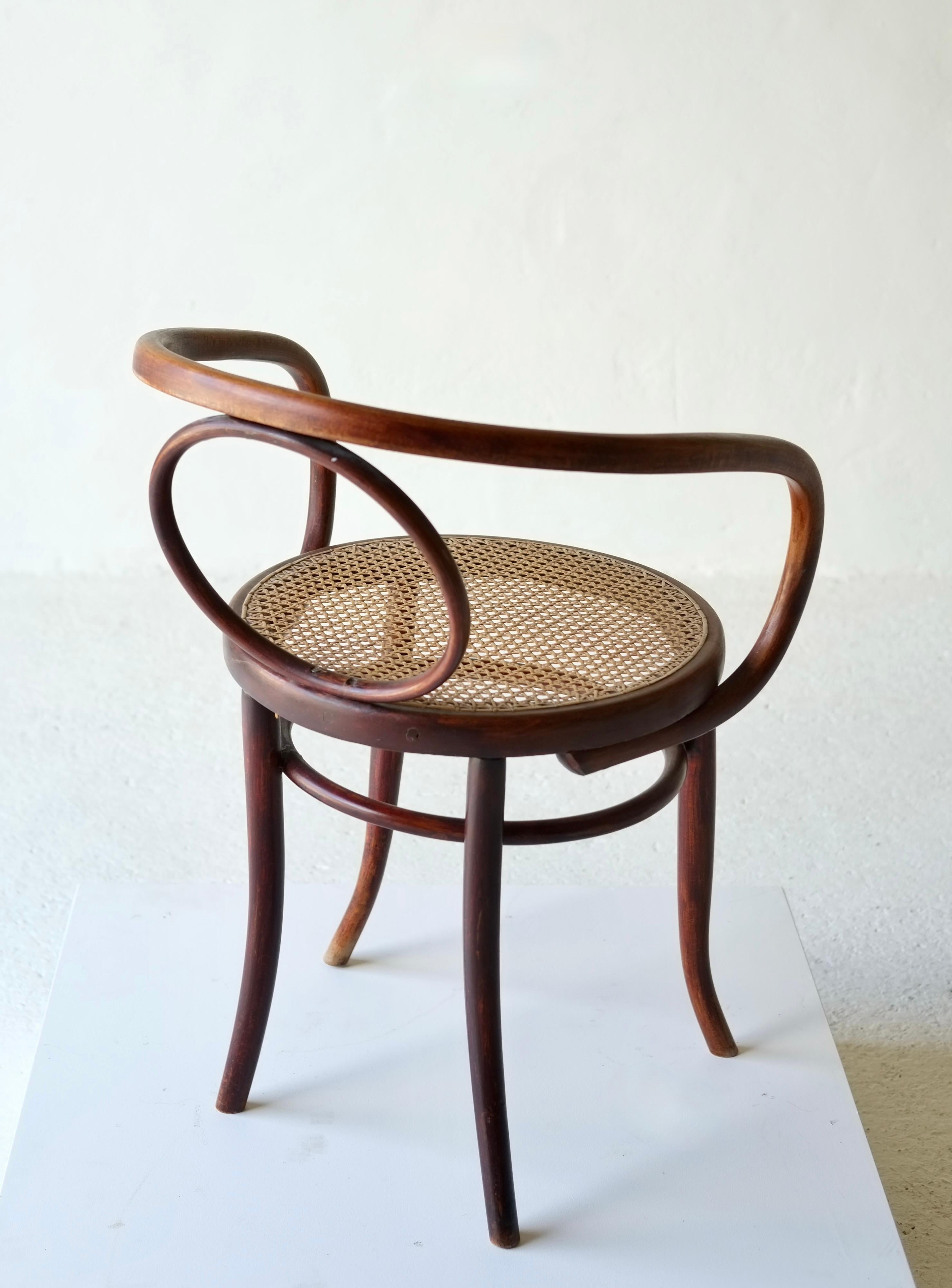 Bois cintré Fauteuil en bois courbé Ungvar en vente