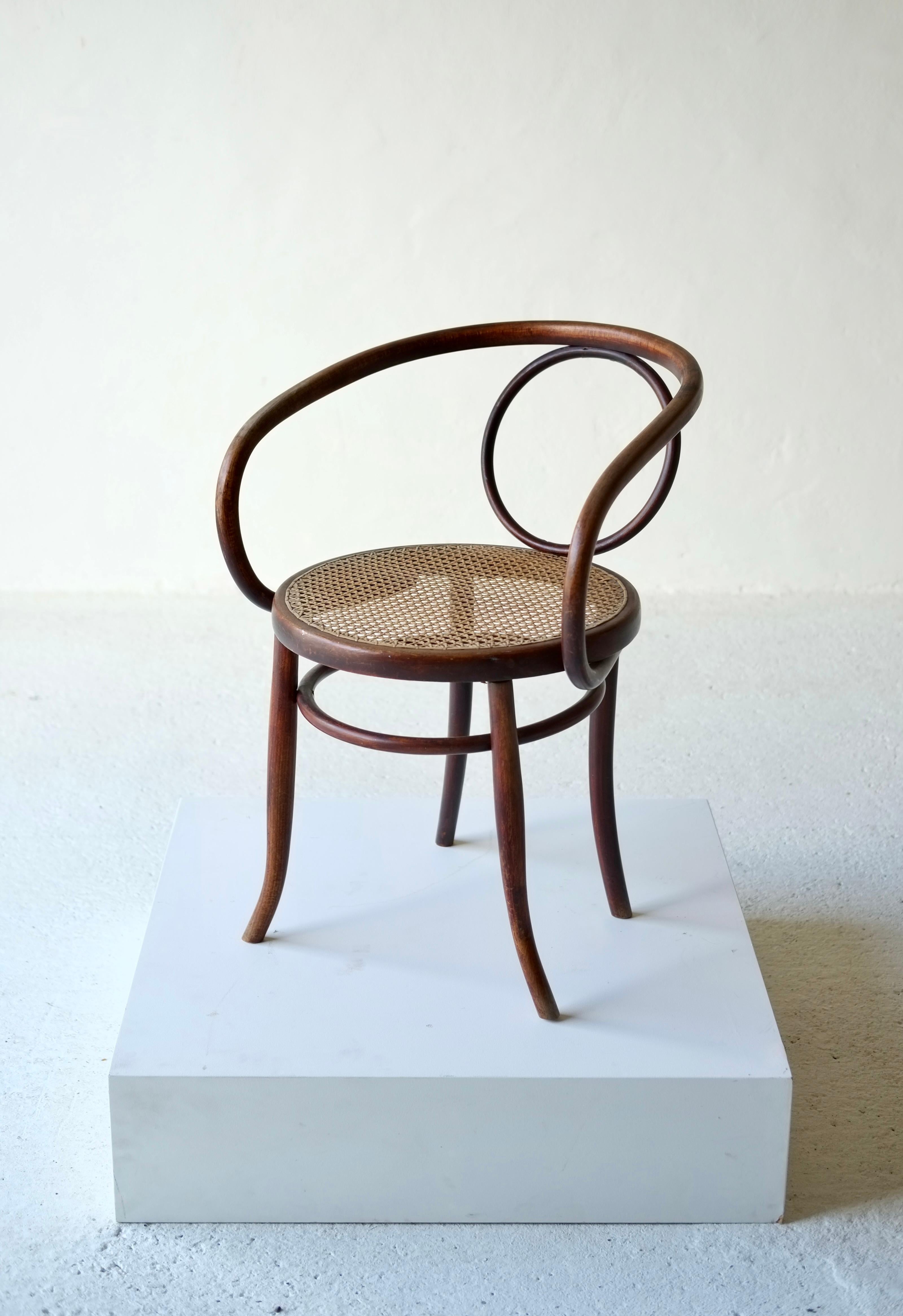 Fauteuil en bois courbé Ungvar en vente 8