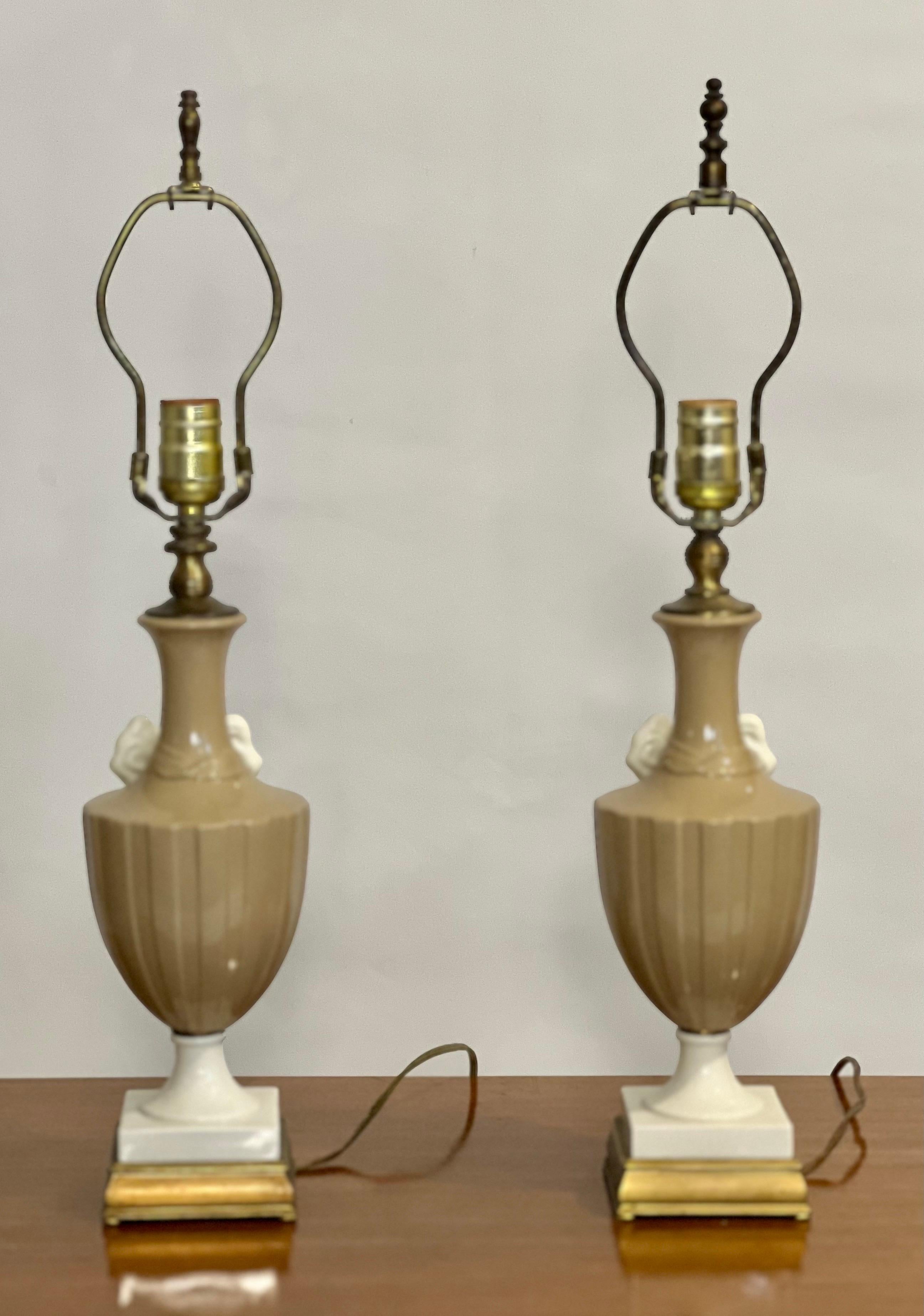 North American 20th Century Lenox Porcelain Lamps in Taupe and White by Dav Art, NY, Pair For Sale