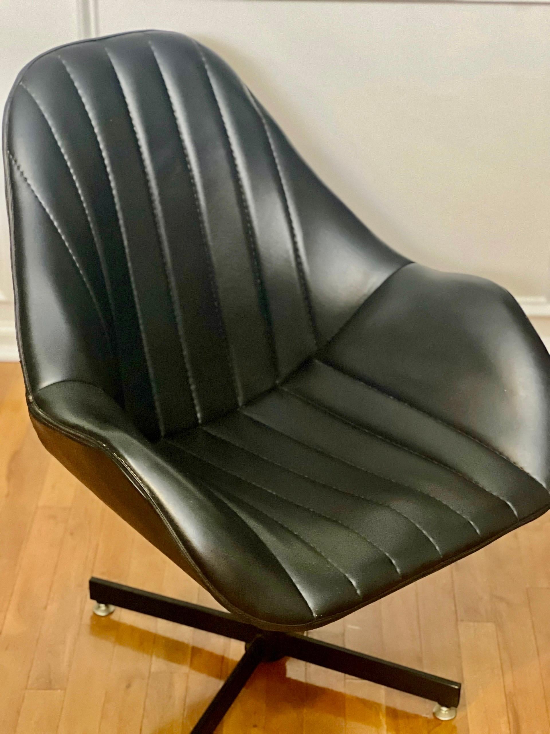 Vintage Modern Black Faux Leather Swivel Bucket Lounge Chair For Sale 4