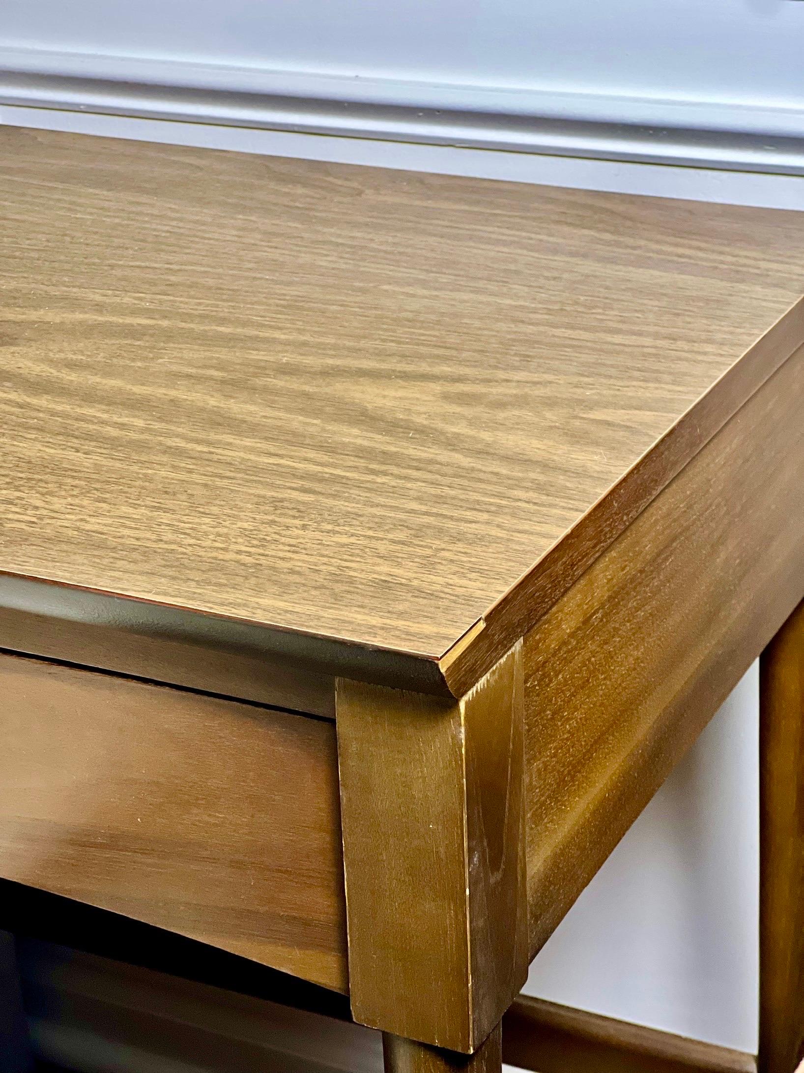 Lane Mid-Century Modern Walnut Desk For Sale 1