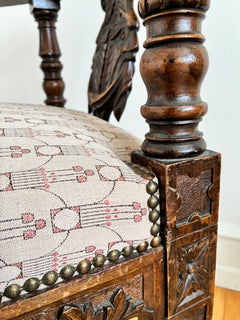 Antique English Victorian Corner Chair, Late 19th Century