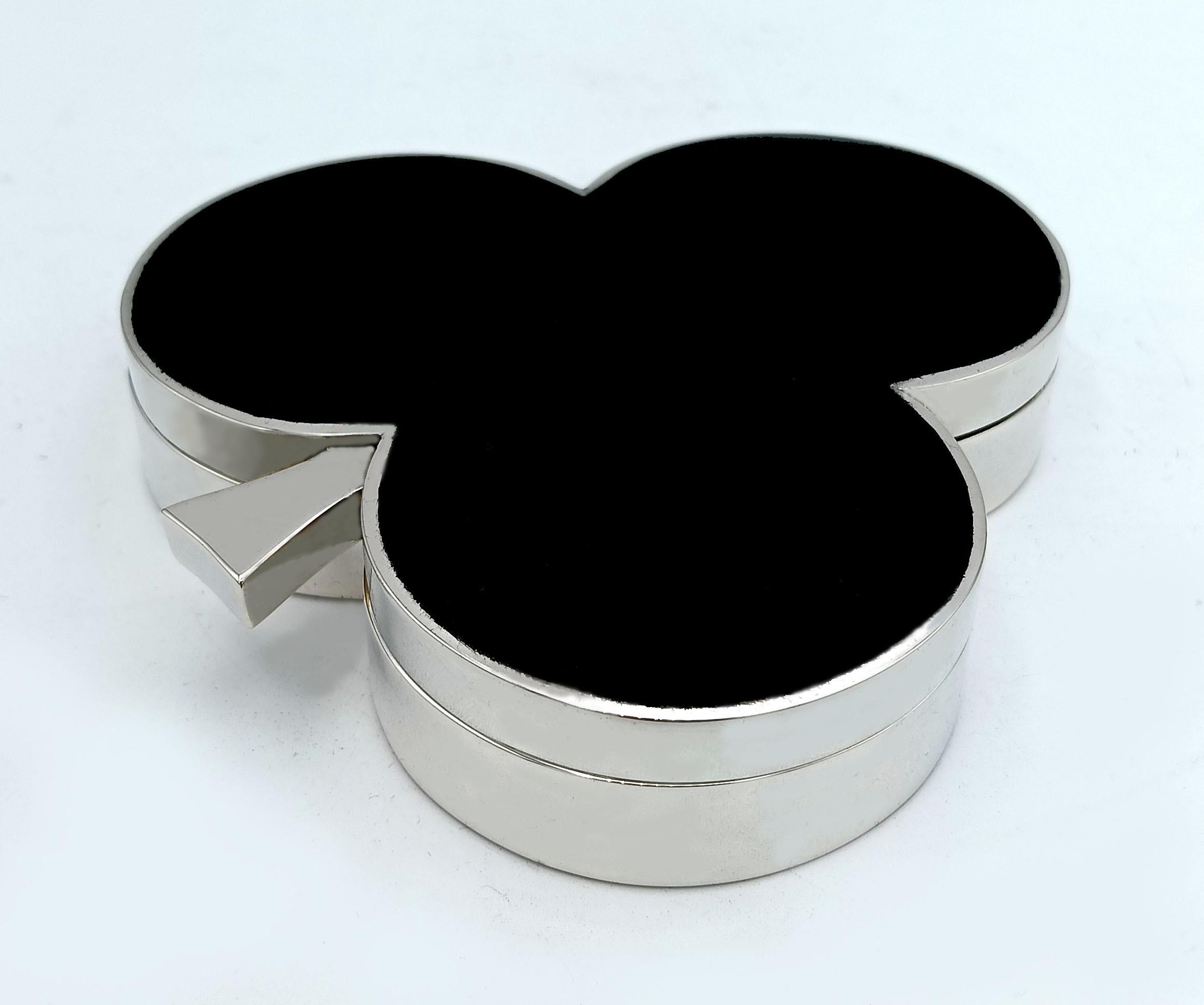 Box shaped “flowers” playing card suit black fired Art Deco style Salimbeni For Sale 4