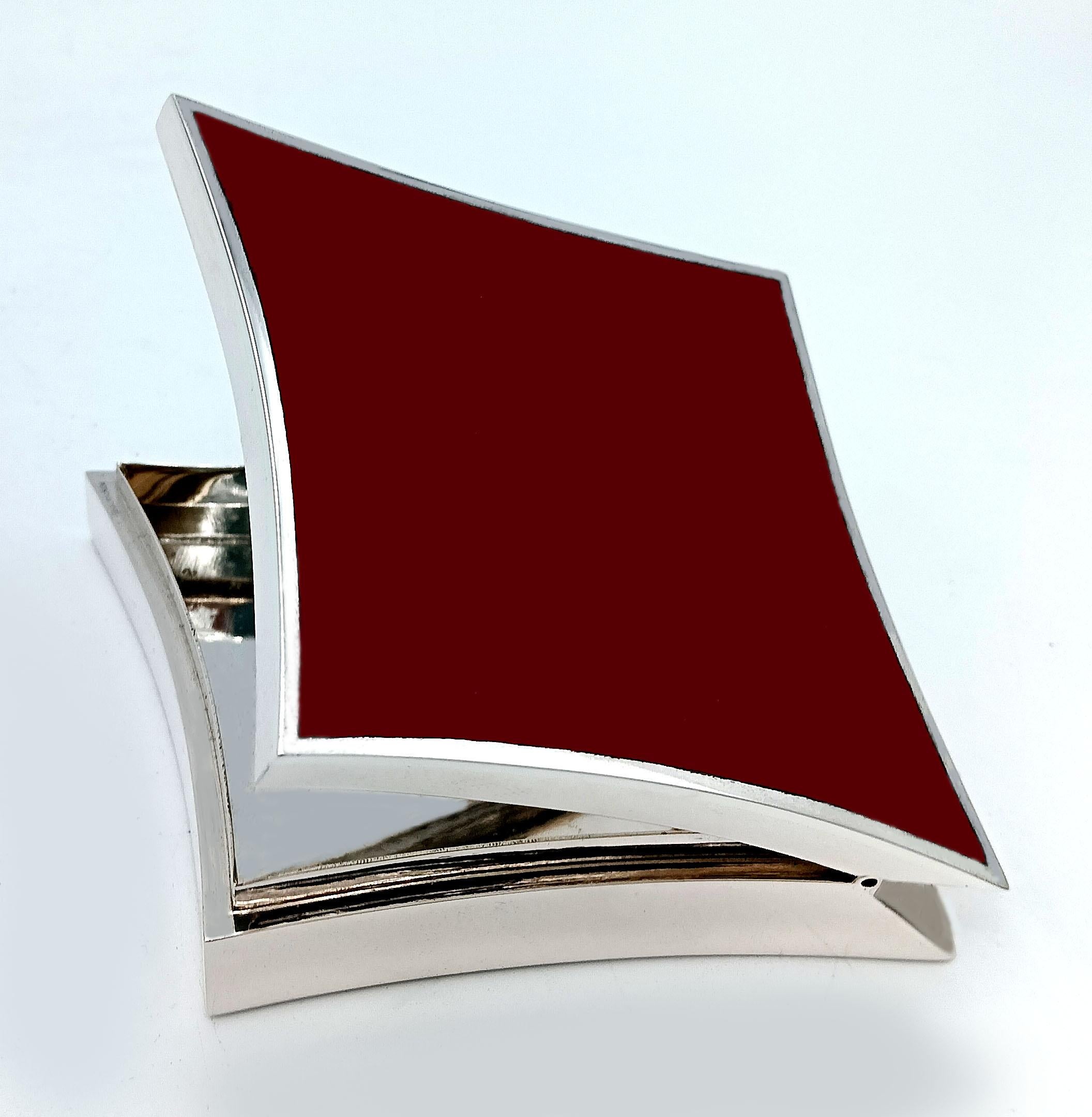 Modern Box shaped “quadri” playing card suit red fired Art Deco style Salimbeni For Sale