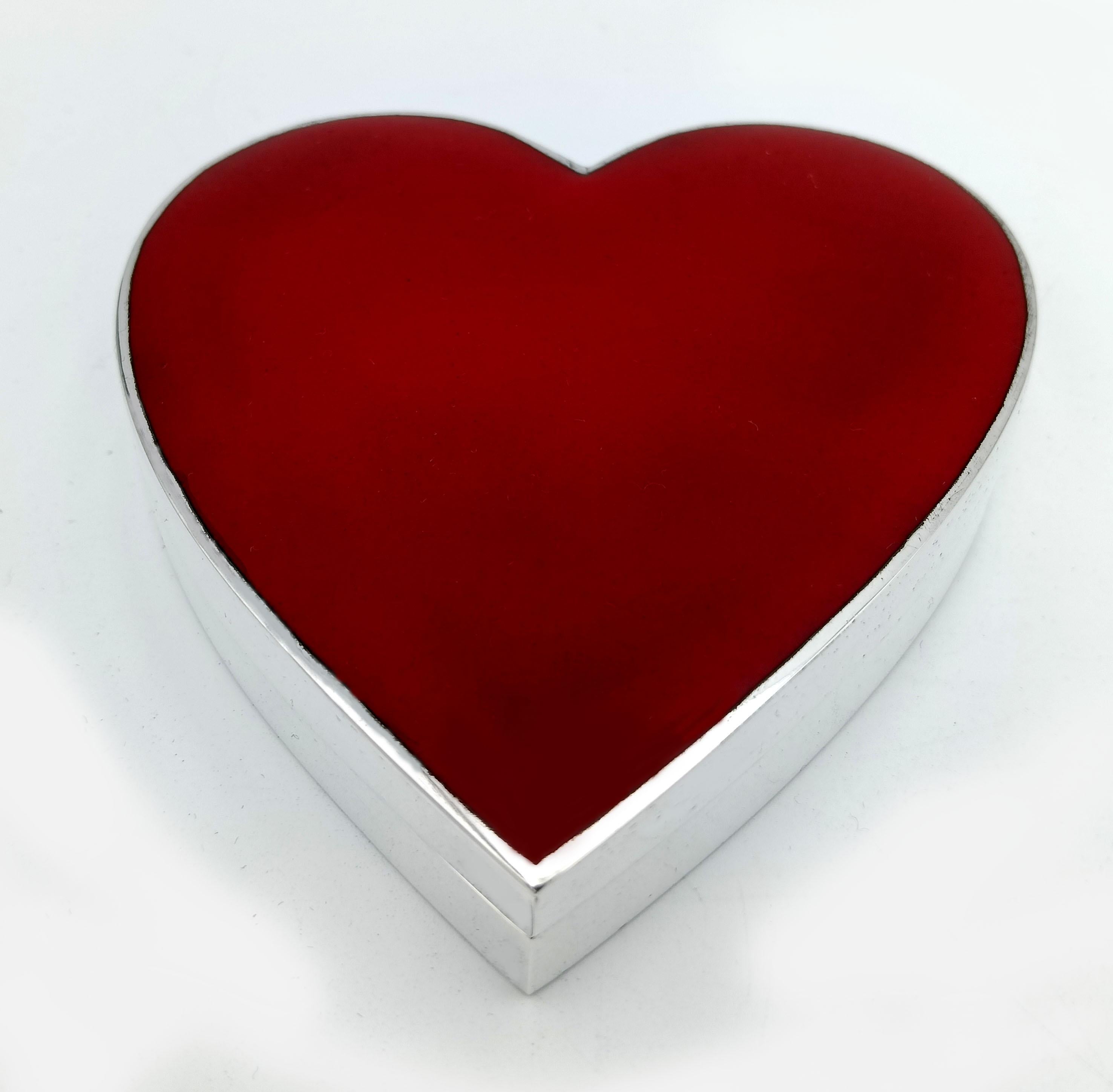 Italian Box shaped “heart”playing card suit red fired Art Deco style Salimbeni For Sale