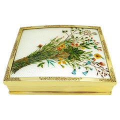 Boîte rectangulaire en émail blanc avec un bouquet de fleurs peint à la main, Salimbeni