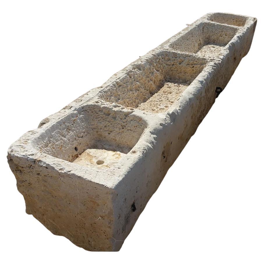 Antiker Kalkstein-Trogefäß – vier Fächer