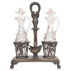 Ensemble français ancien de cruches à l'huile et au verre taillé et en métal, 19ème siècle
