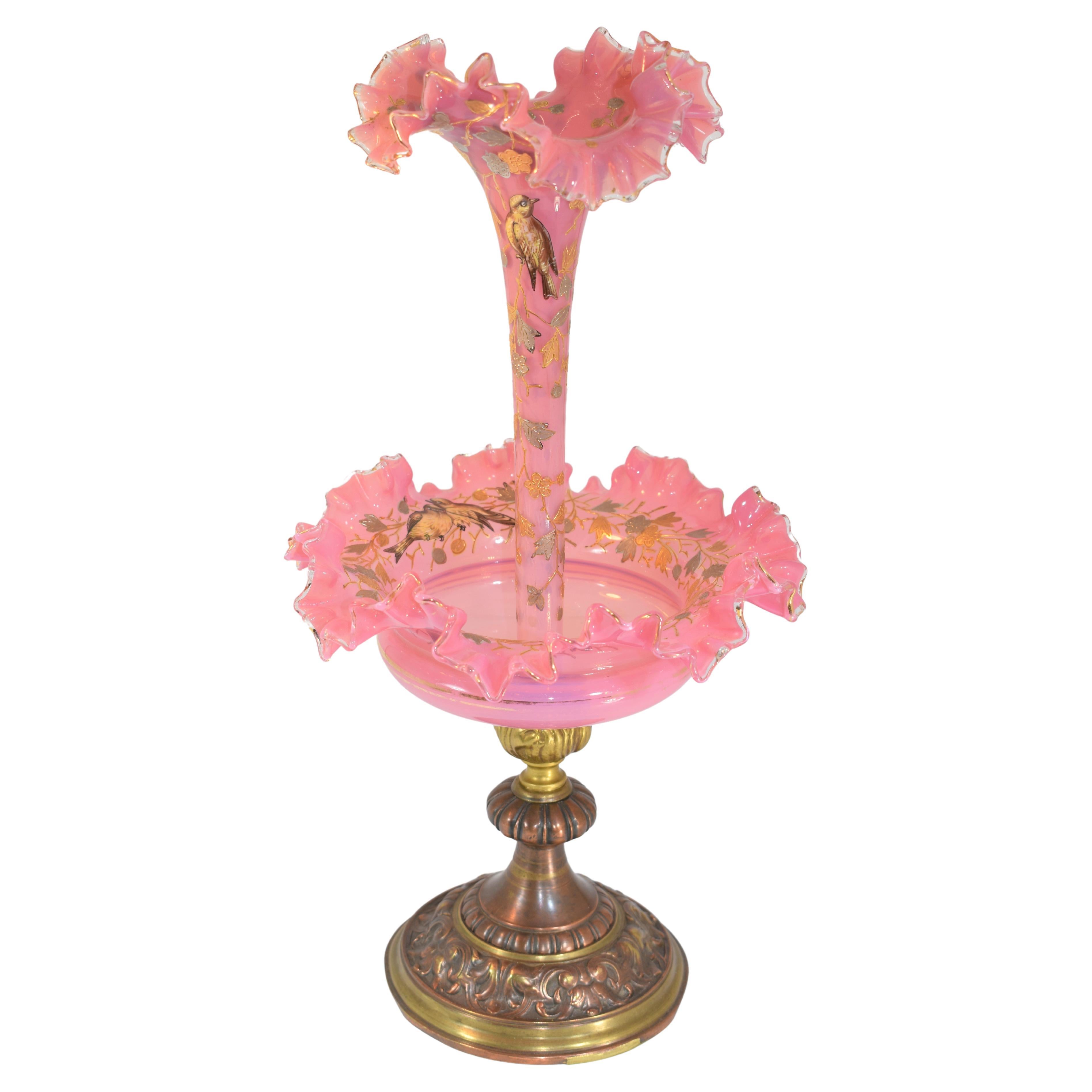 Grand centre de table épergne ancien en verre opalin rose Moser, 19ème siècle