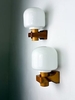 Pair of Nordic Pine Wood & Opaline Wall Lights – Denmark 1970s