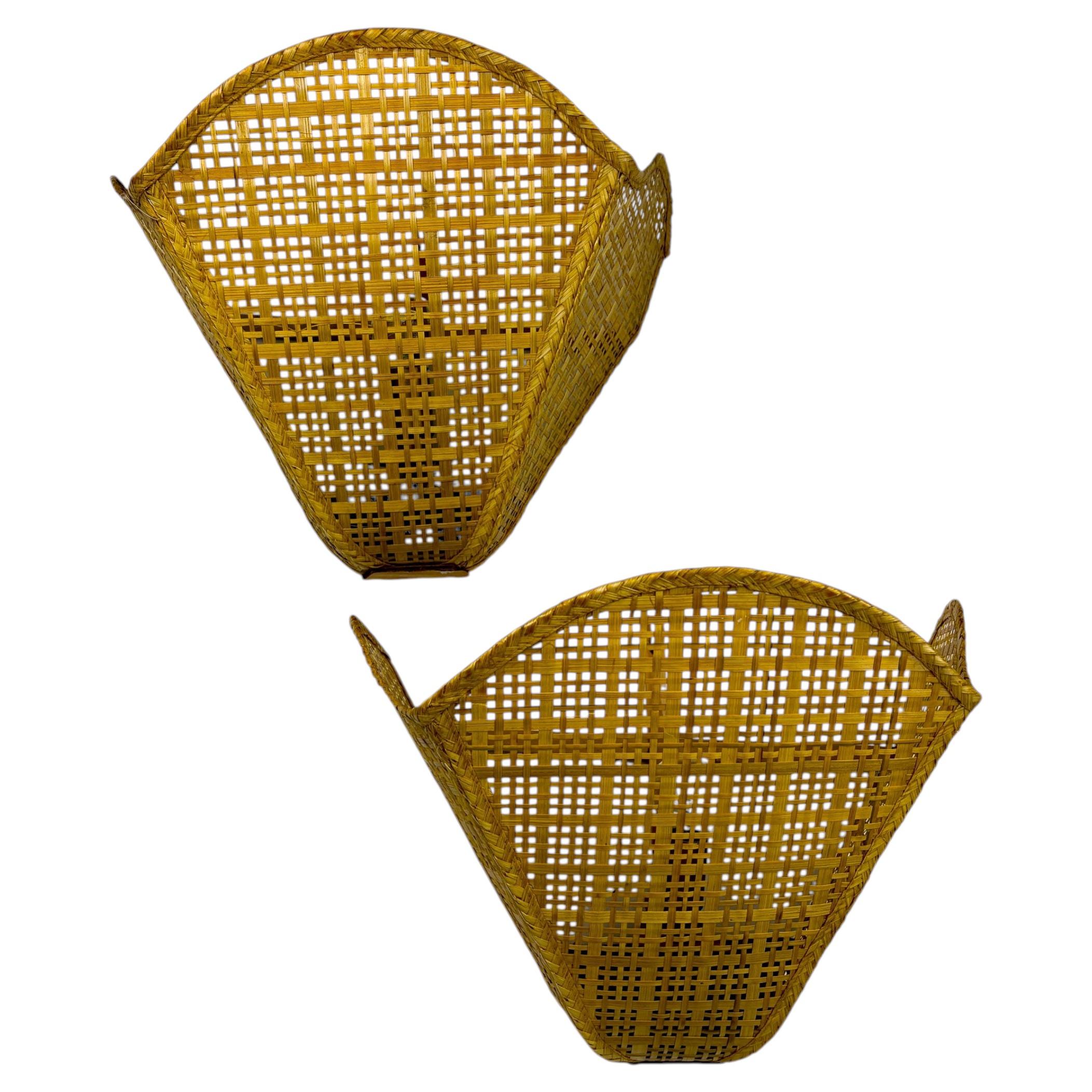 Pair of Scalloped Rattan Wall Sconces, Sourced in Spain, 1980's