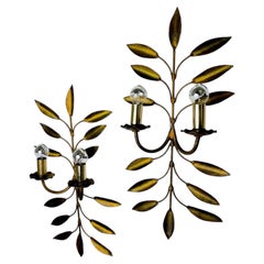 Pair of Floral Gilded Florentine Wall Sconces, Large Mid-Century Design, Italy 1