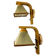 Pair of Italian "Cocoon" wall lights, resin and pine wood, Circa 1970s