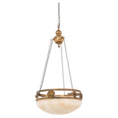 Lámpara de techo colgante antigua, de alabastro, tallada a mano y con motivos ornamentales, hacia 1920