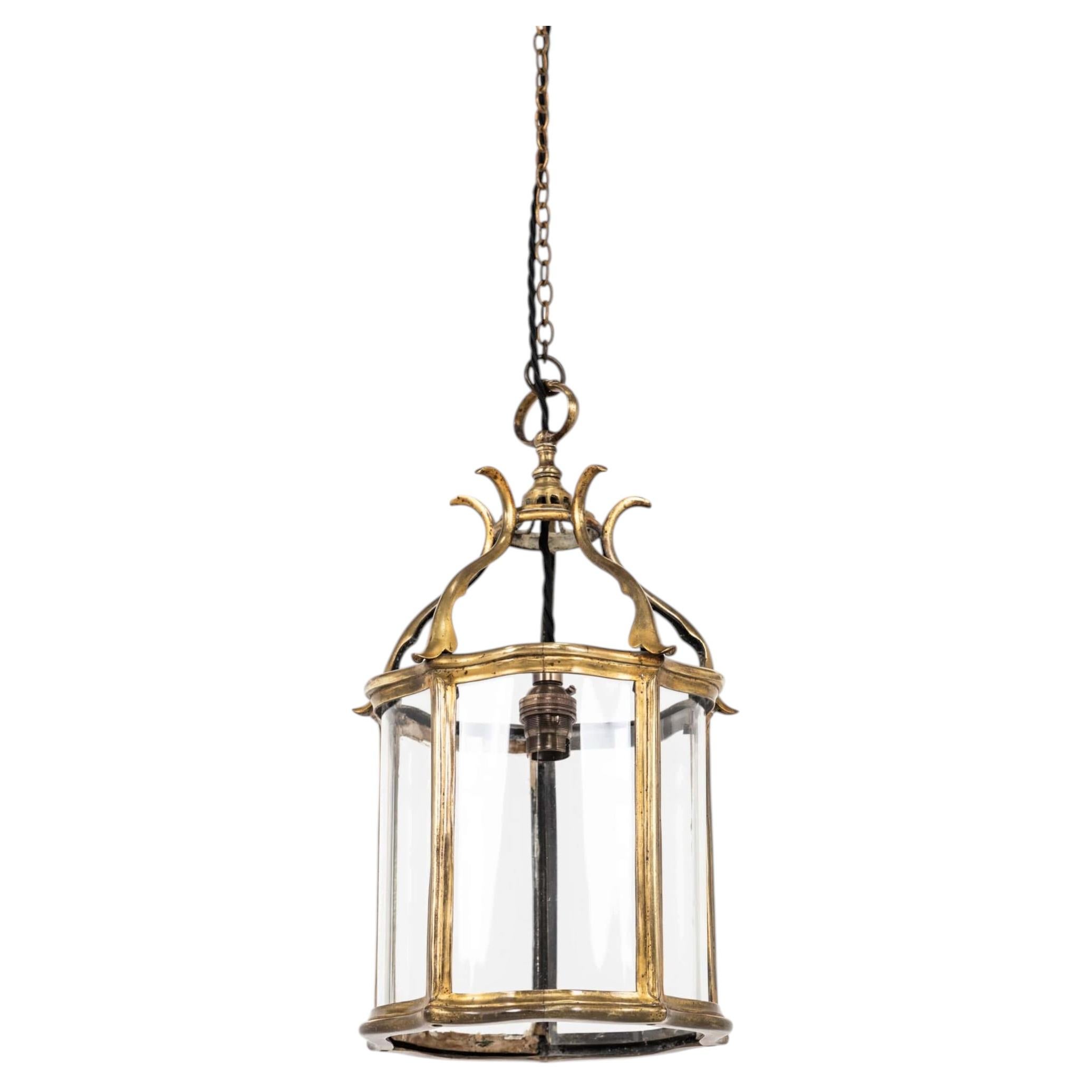 What is the difference between a lamp and a light?