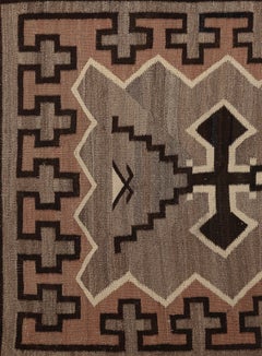 1920-1930 Antique Klagetoh Navajo Wool 4' x 6' Rug
