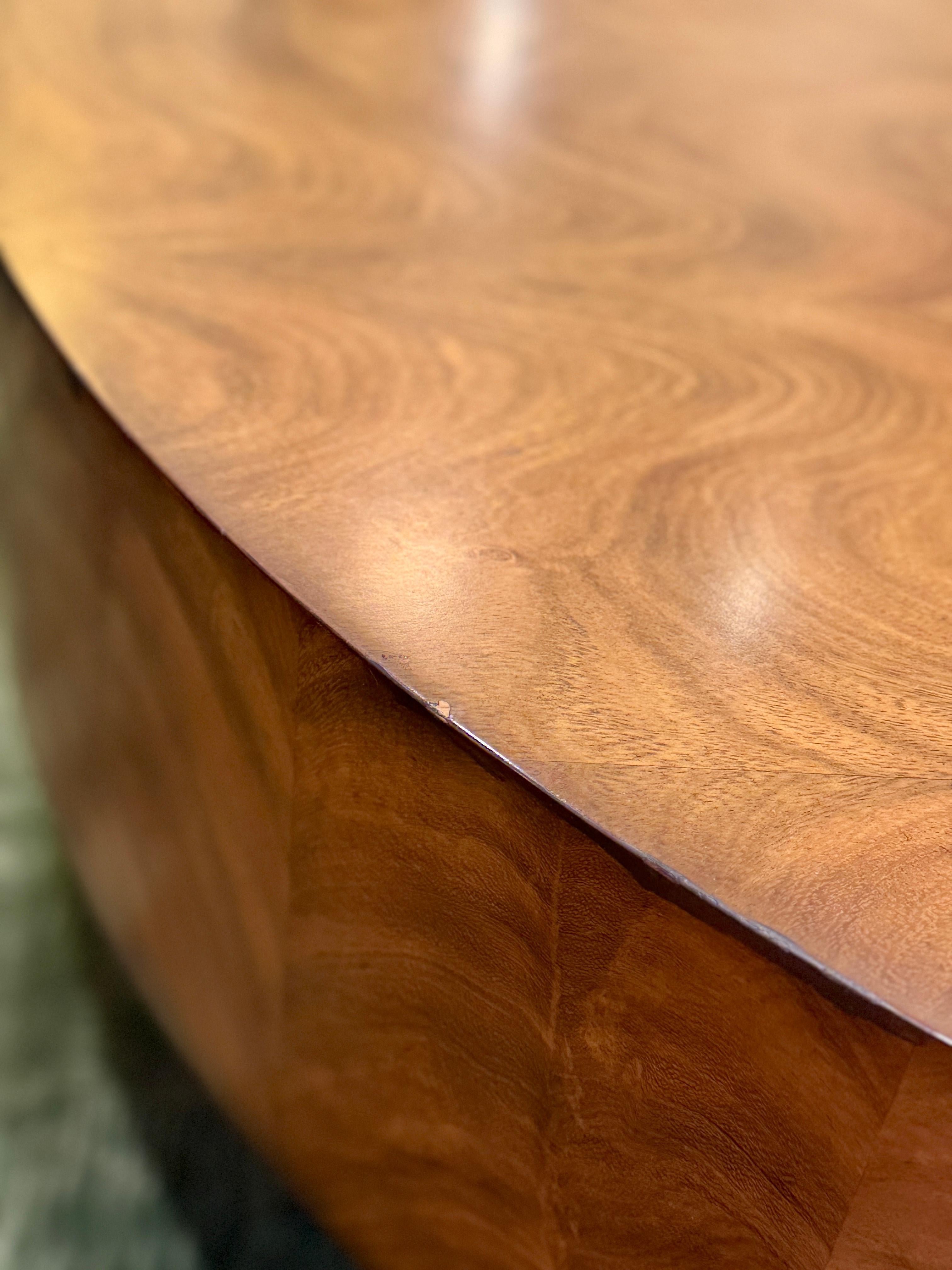 Gorgeous art deco style floating burl wood coffee table with a plinthe base In Good Condition For Sale In Houston, TX
