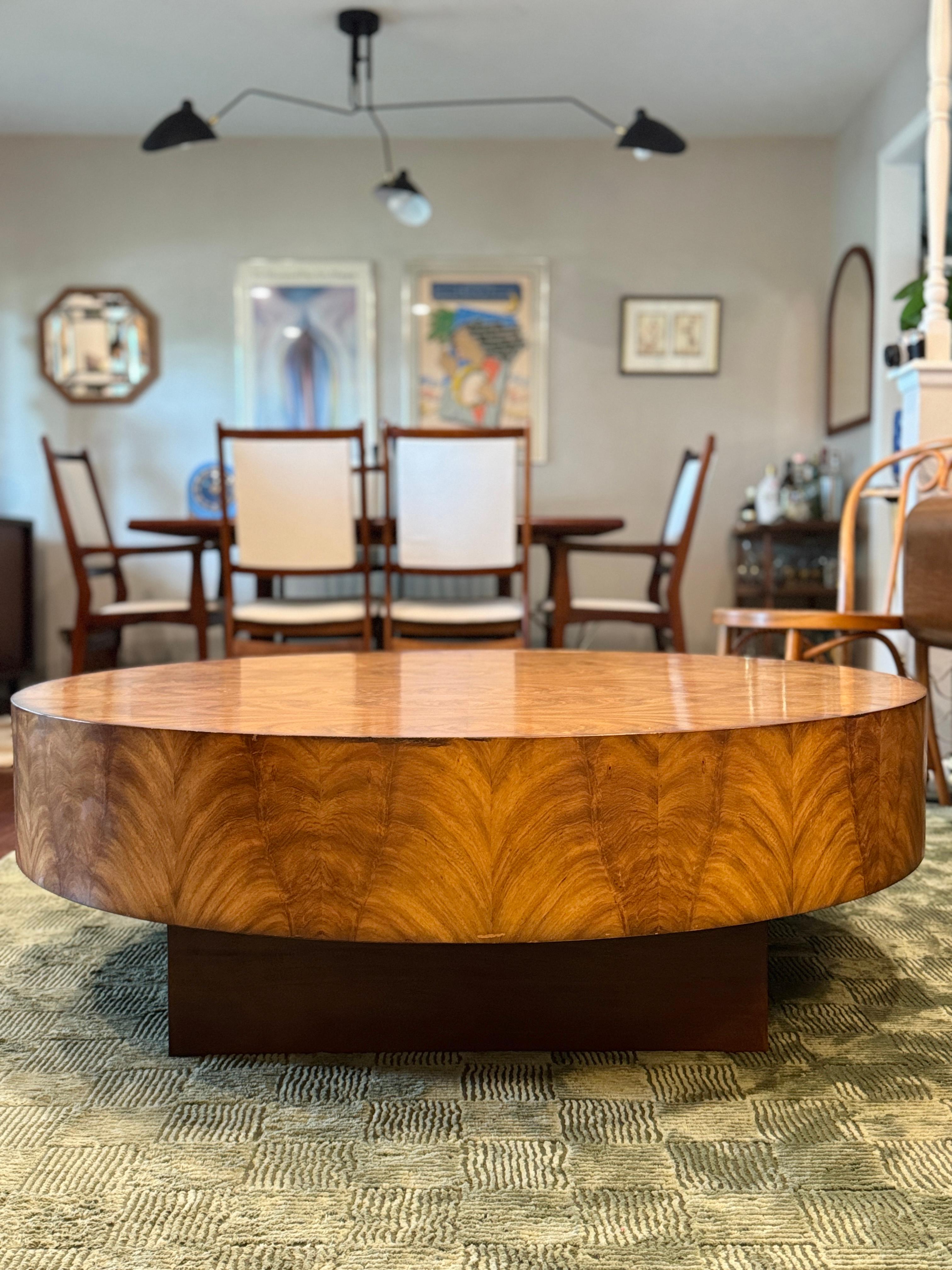 Gorgeous art deco style floating burl wood coffee table with a plinthe base For Sale 1