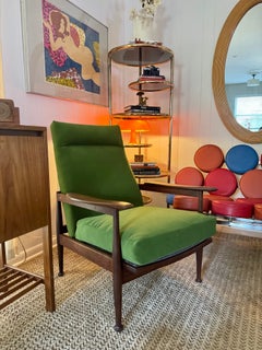 A mid century modern lounge chair from Guy Rogers’ iconic “Manhattan” line, 1960