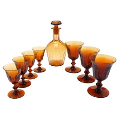 Set da 8 pezzi composto da caraffa e calici in vetro ambrato di Phineas Dummer, 1830 circa