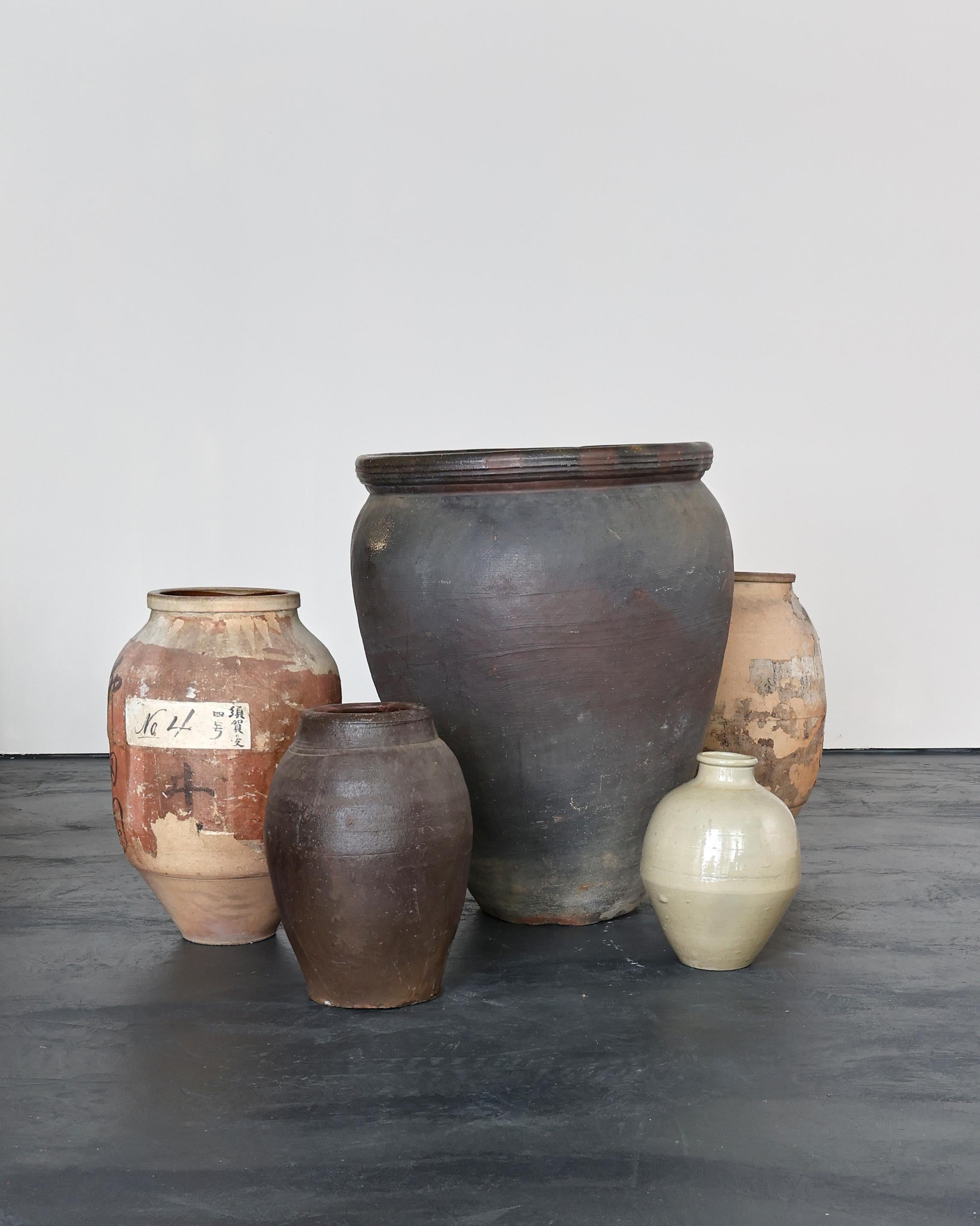 ENORME vaso primitivo in terracotta giapponese dell'inizio del XIX secolo in vendita 1