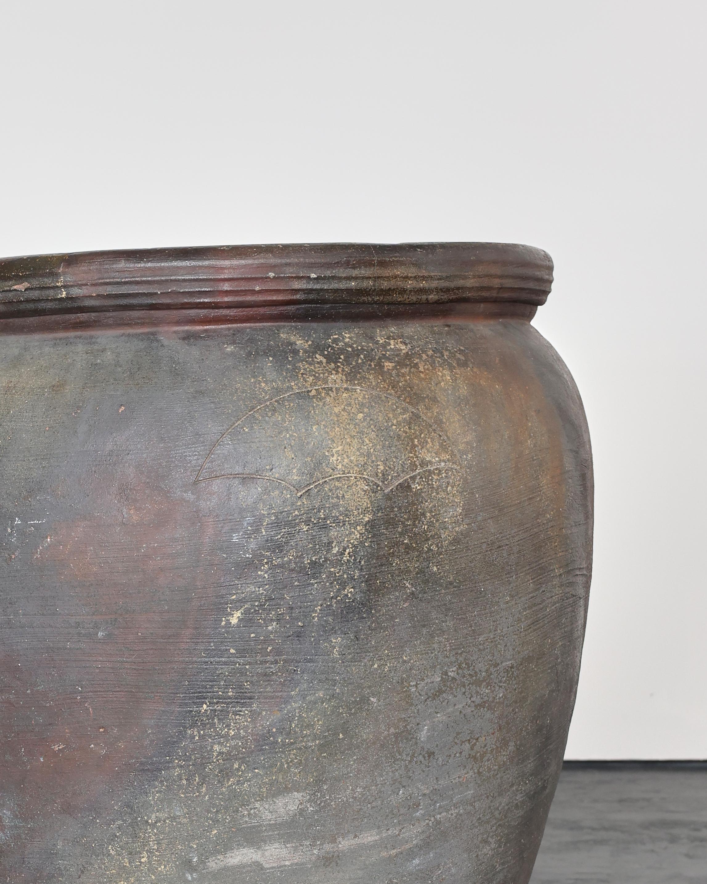 ENORME vaso primitivo in terracotta giapponese dell'inizio del XIX secolo in vendita 5