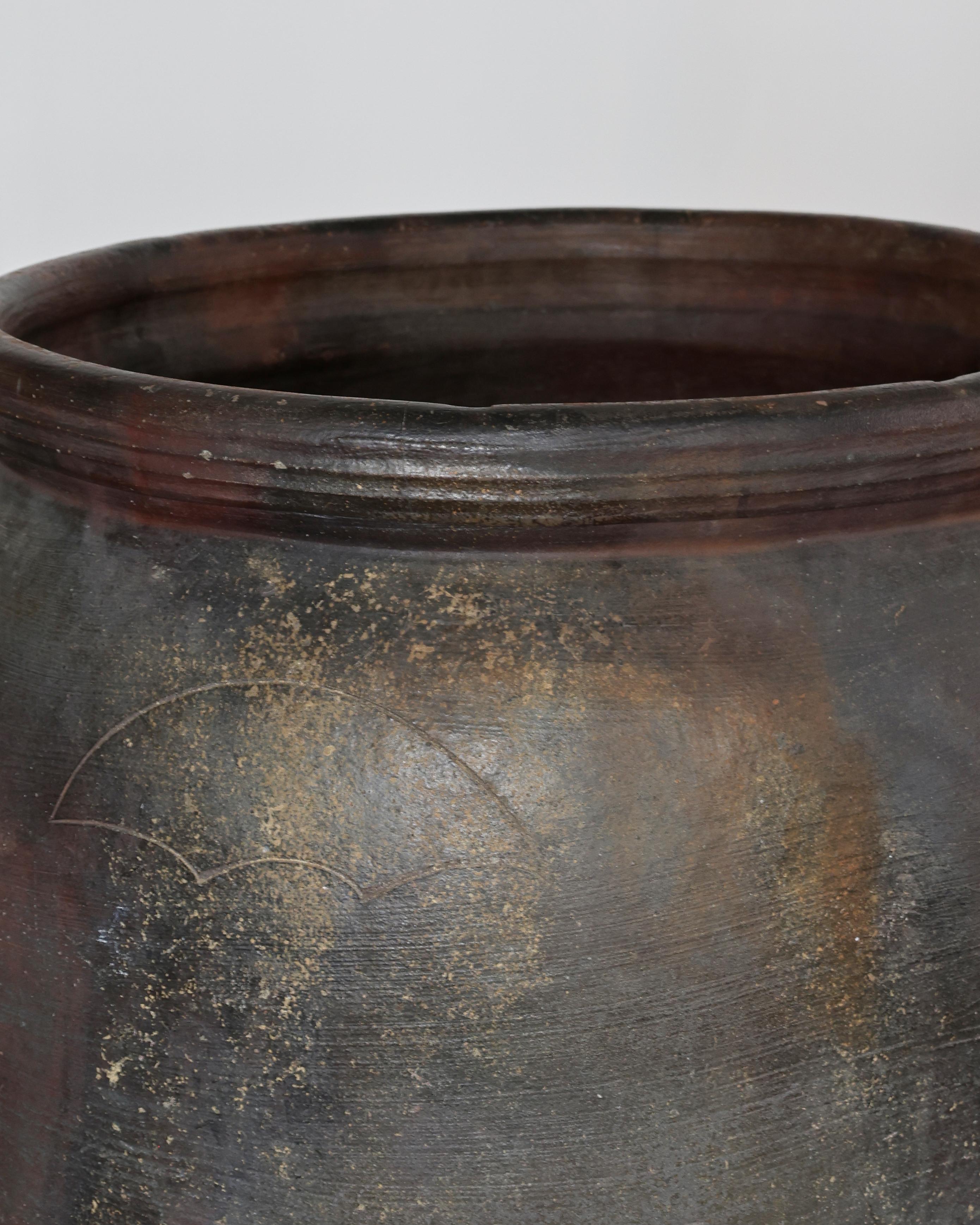 ENORME vaso primitivo in terracotta giapponese dell'inizio del XIX secolo in vendita 6
