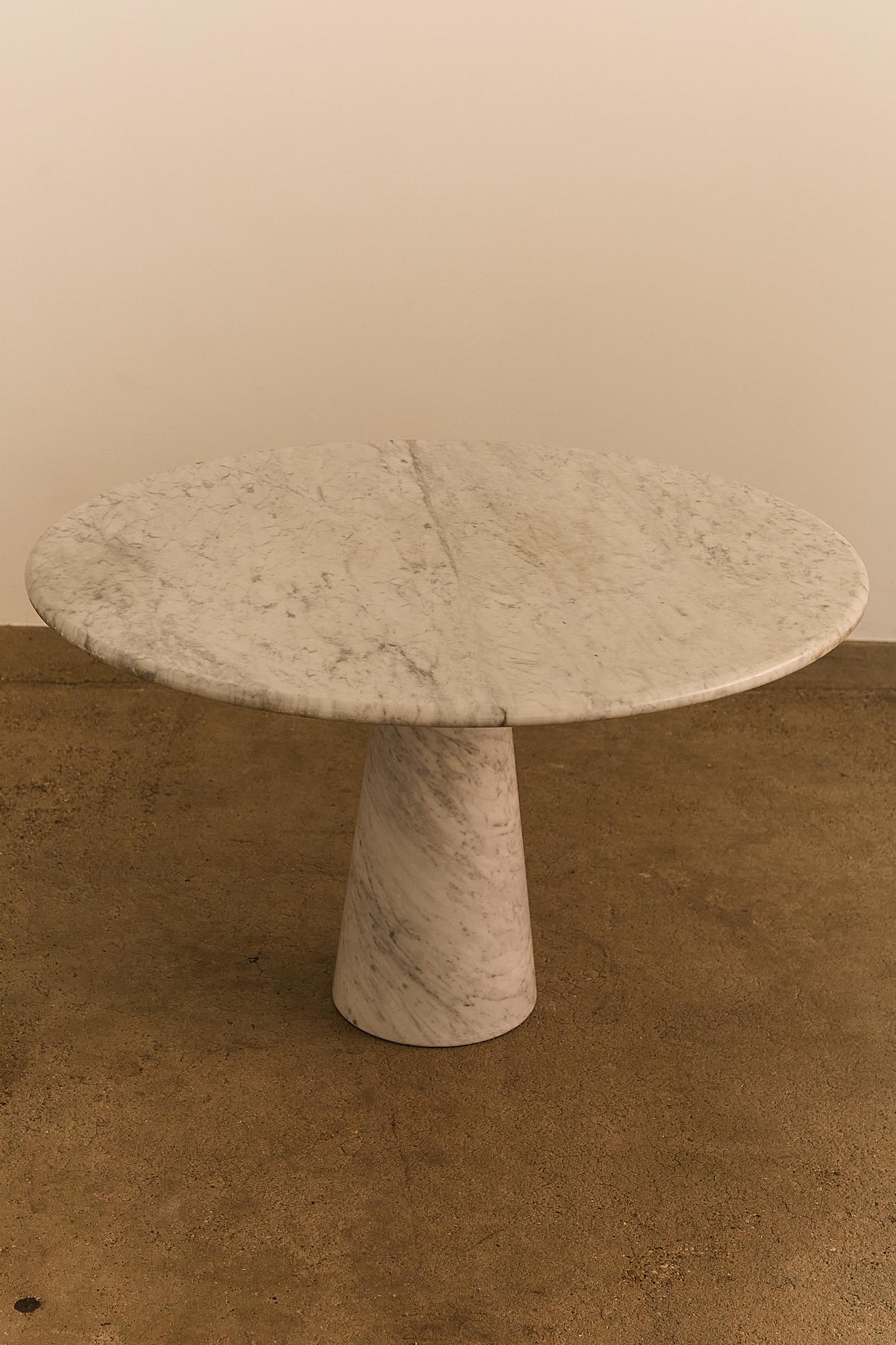 Italian Carrara Marble Table Attributed to Angelo Mangiarotti For Sale
