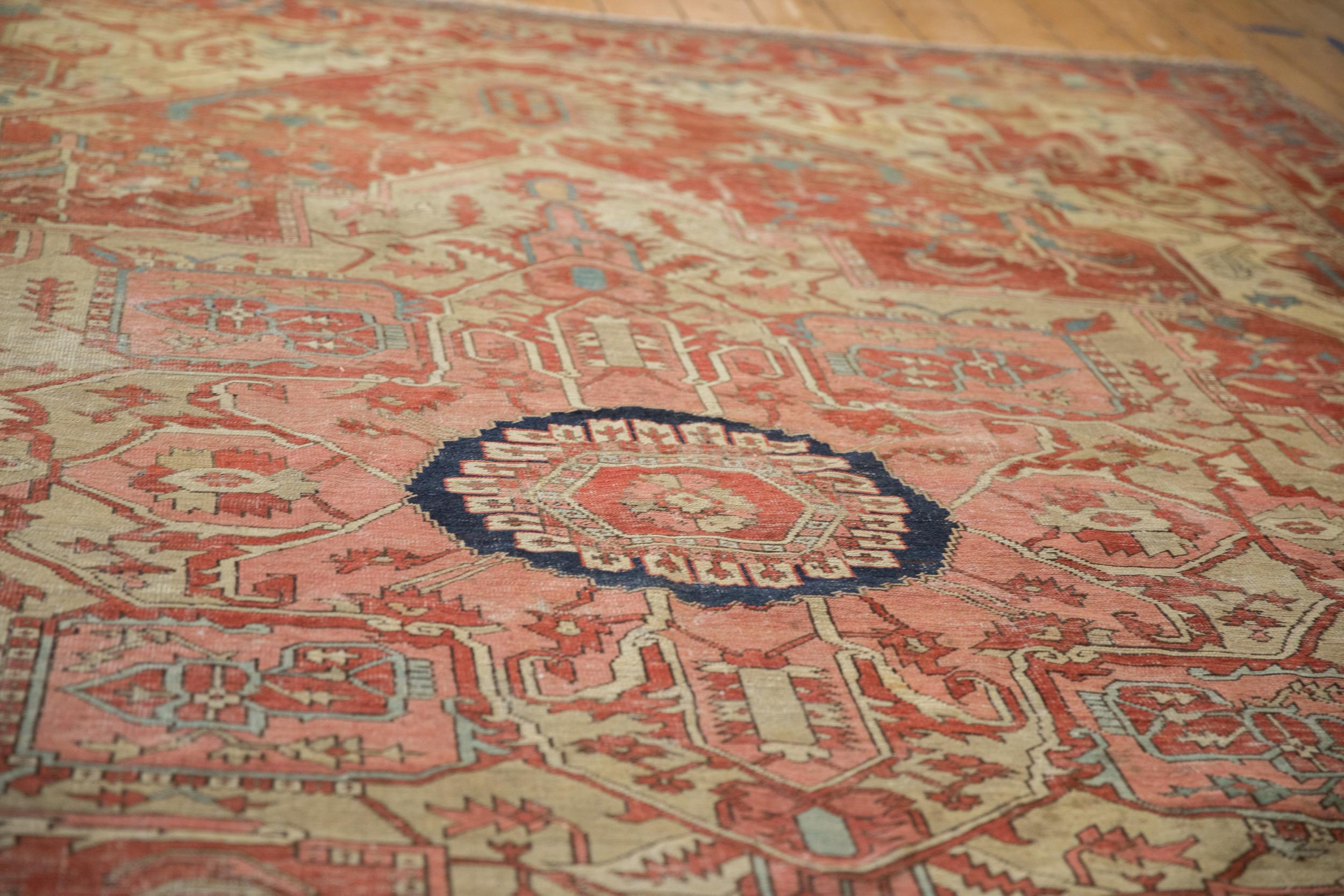 Tapis Serapi ancien en vente 4