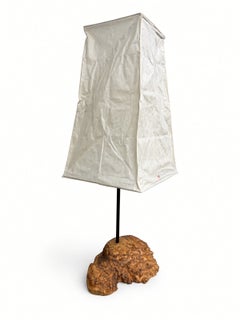 Burl-wood base table lamp with vintage Isamu Noguchi Akari shade