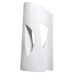Escultura posmoderna de mármol de Carrara de Bertrand Créac'h, Francia