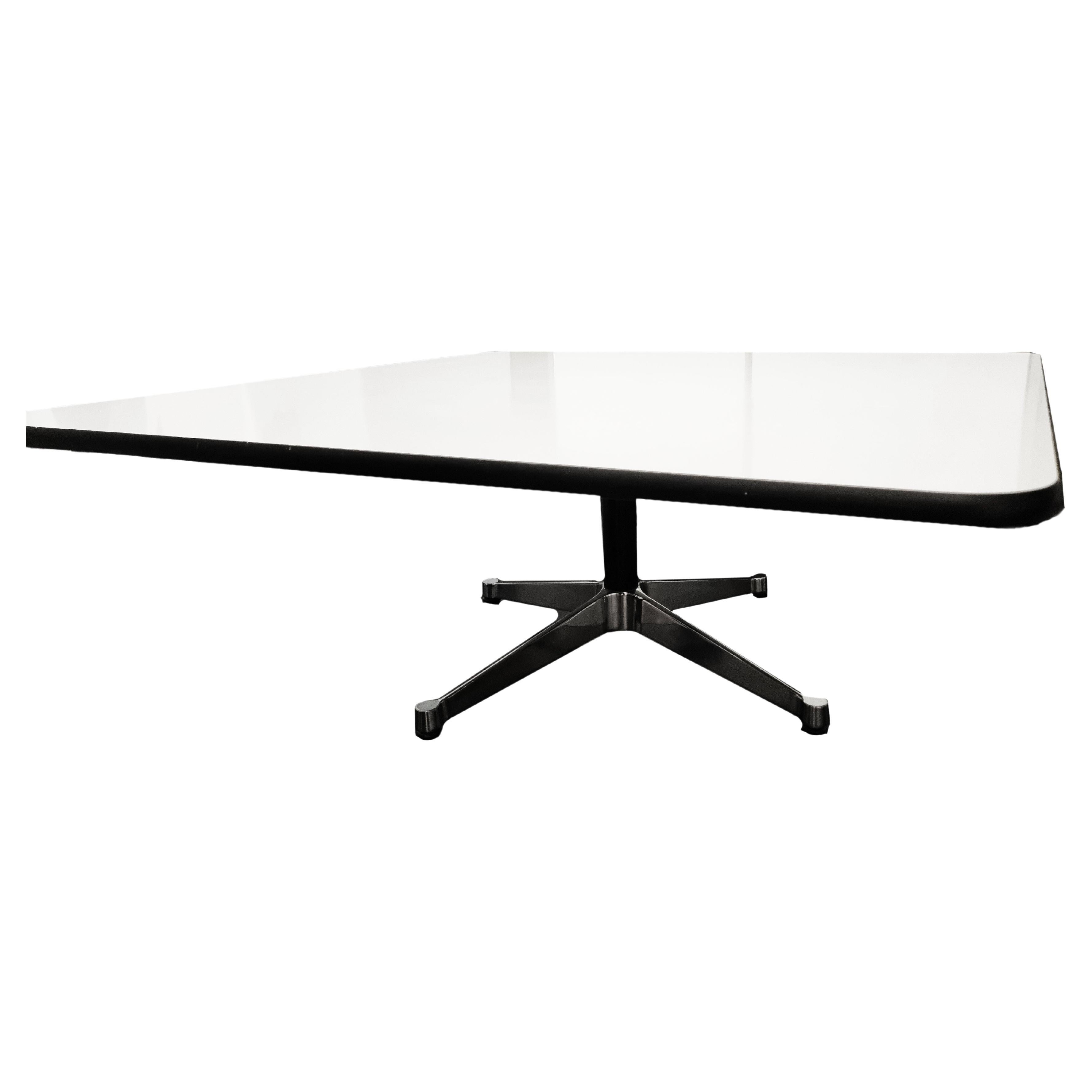 Herman Miller couch table  designed by Charles Eames for Vitra  60ies For Sale