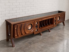 Console stéréo « Wave » en noyer avec plateau encastré en époxy, par Michael Maximo