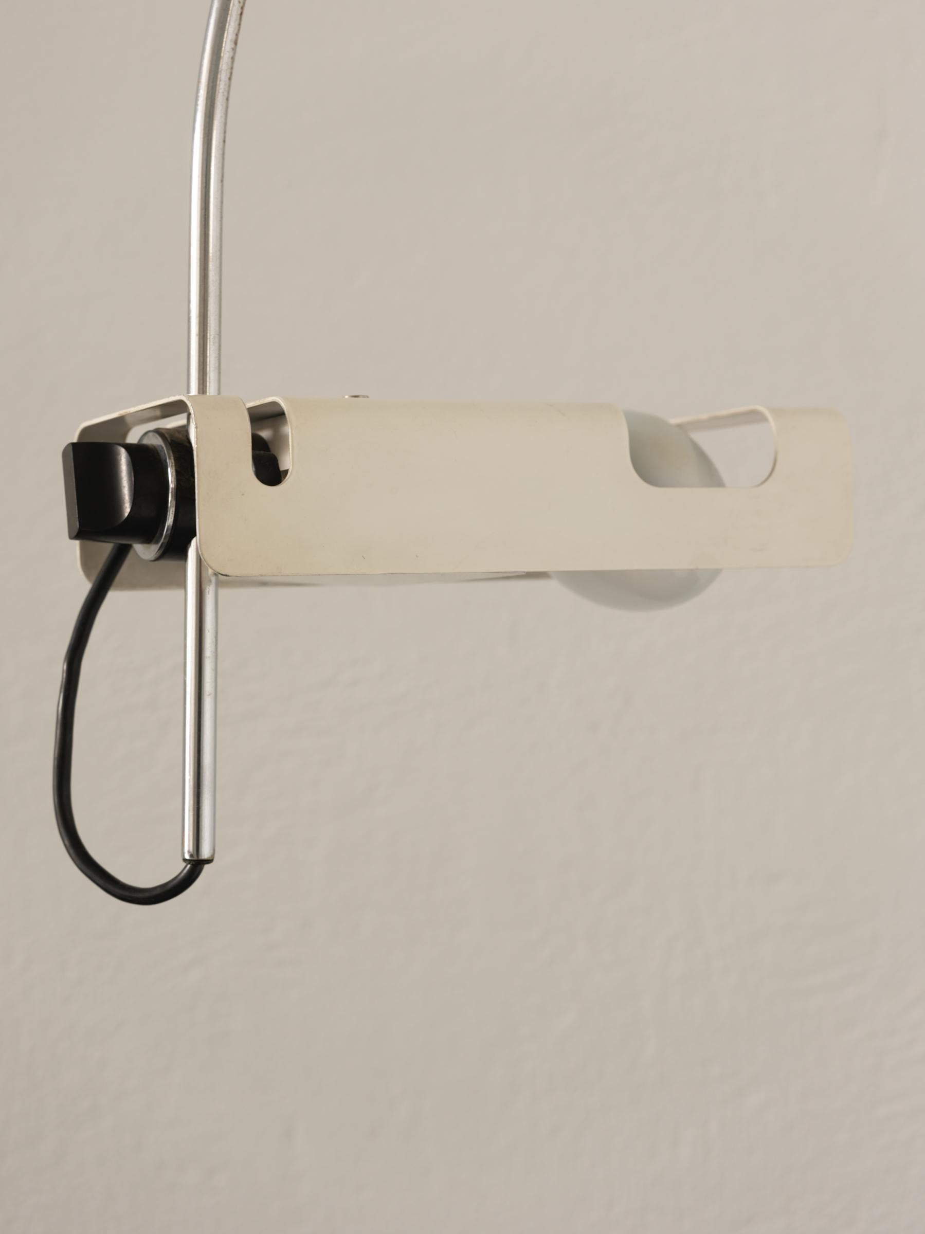 Space Age Spider clamp lamp by Joe Colombo for Oluce, 1967 For Sale