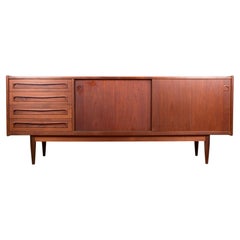 Danish Teak Sideboard, 200 cm, Model 31b, by Johannes Andersen 1960.