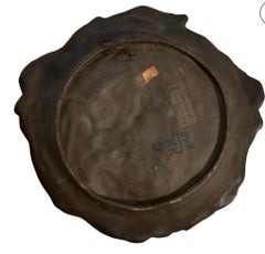 Piatto da parete austriaco in porcellana con rilievi in stile Art Nouveau, 1905 circa
