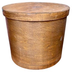 Scatola vintage in legno curvato a vapore per conservare il formaggio