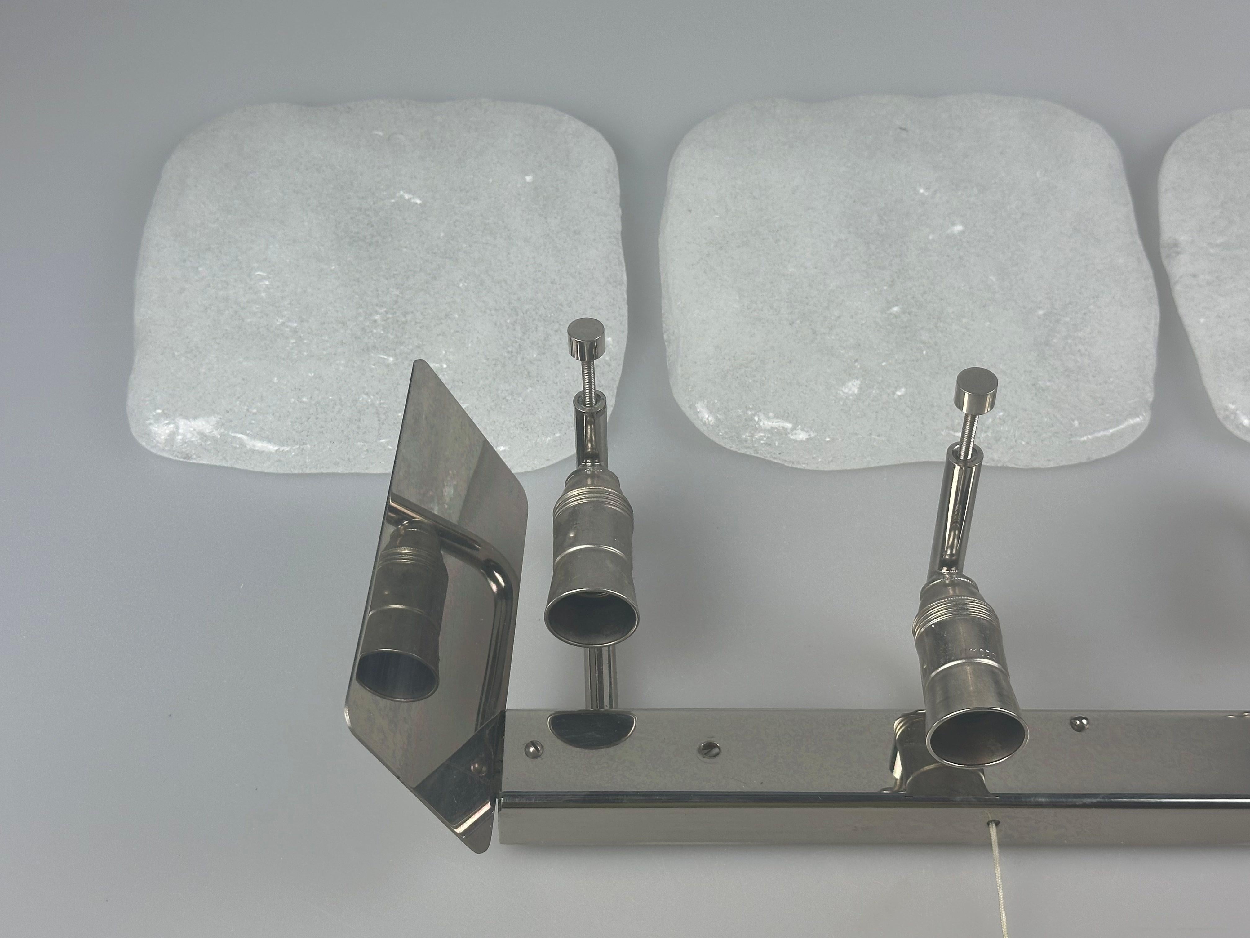 Lampada da parete in vetro ghiaccio degli anni '60/'70 di J.T. Kalmar, Design Austriaco in vendita 11