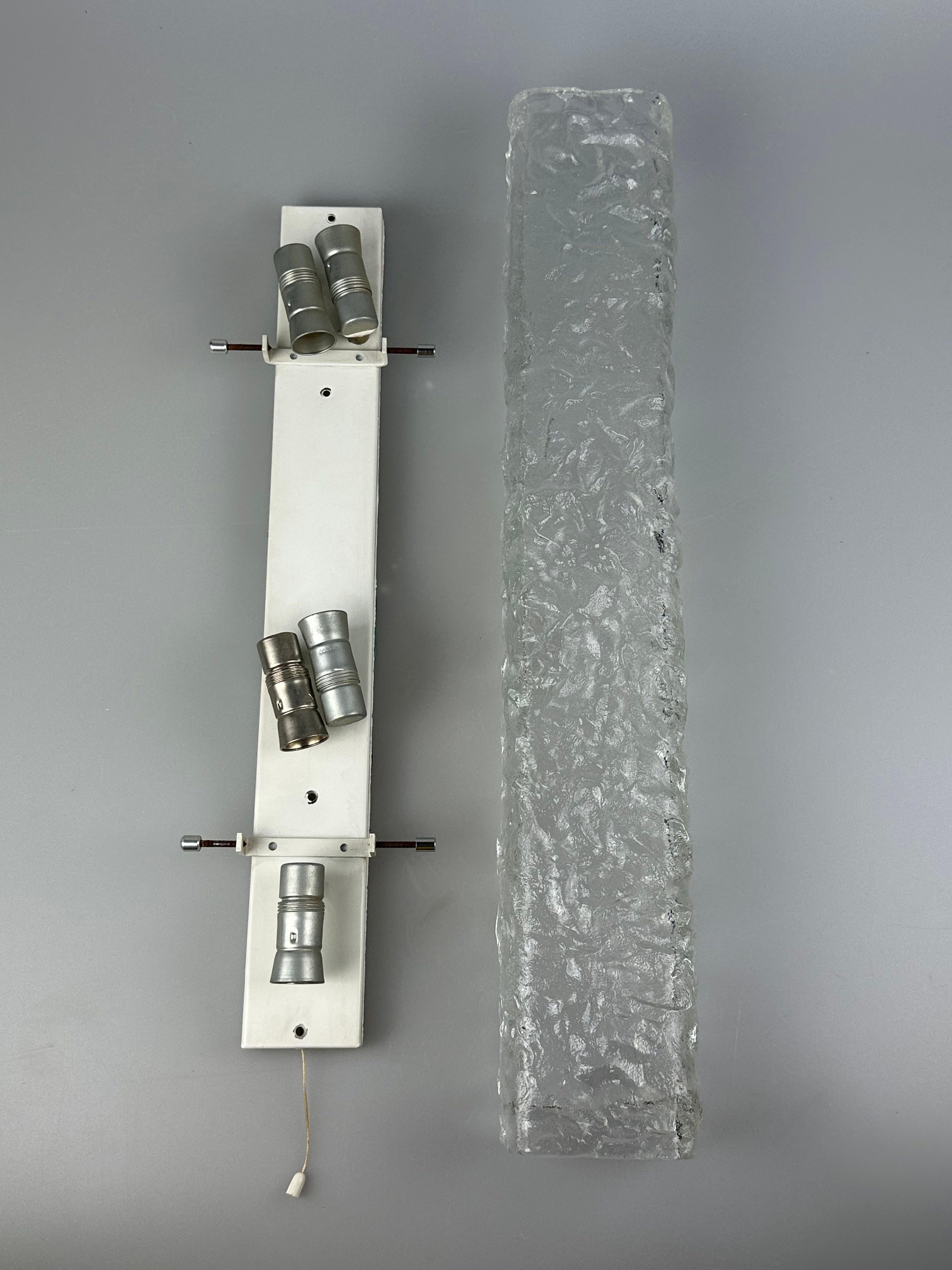 Lampada da parete in vetro ghiaccio degli anni '60/'70 di J.T. Kalmar, Design Austriaco in vendita 11
