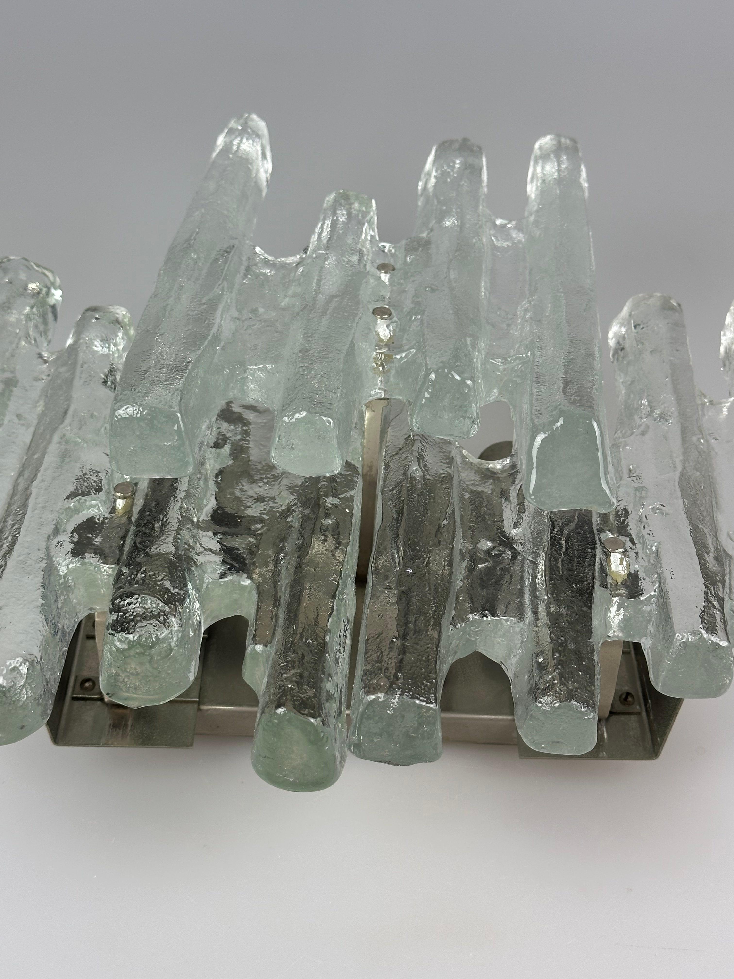Applique en verre glacé des années 1960/70 par J.T. Kalmar, Autriche Design/One en vente 8
