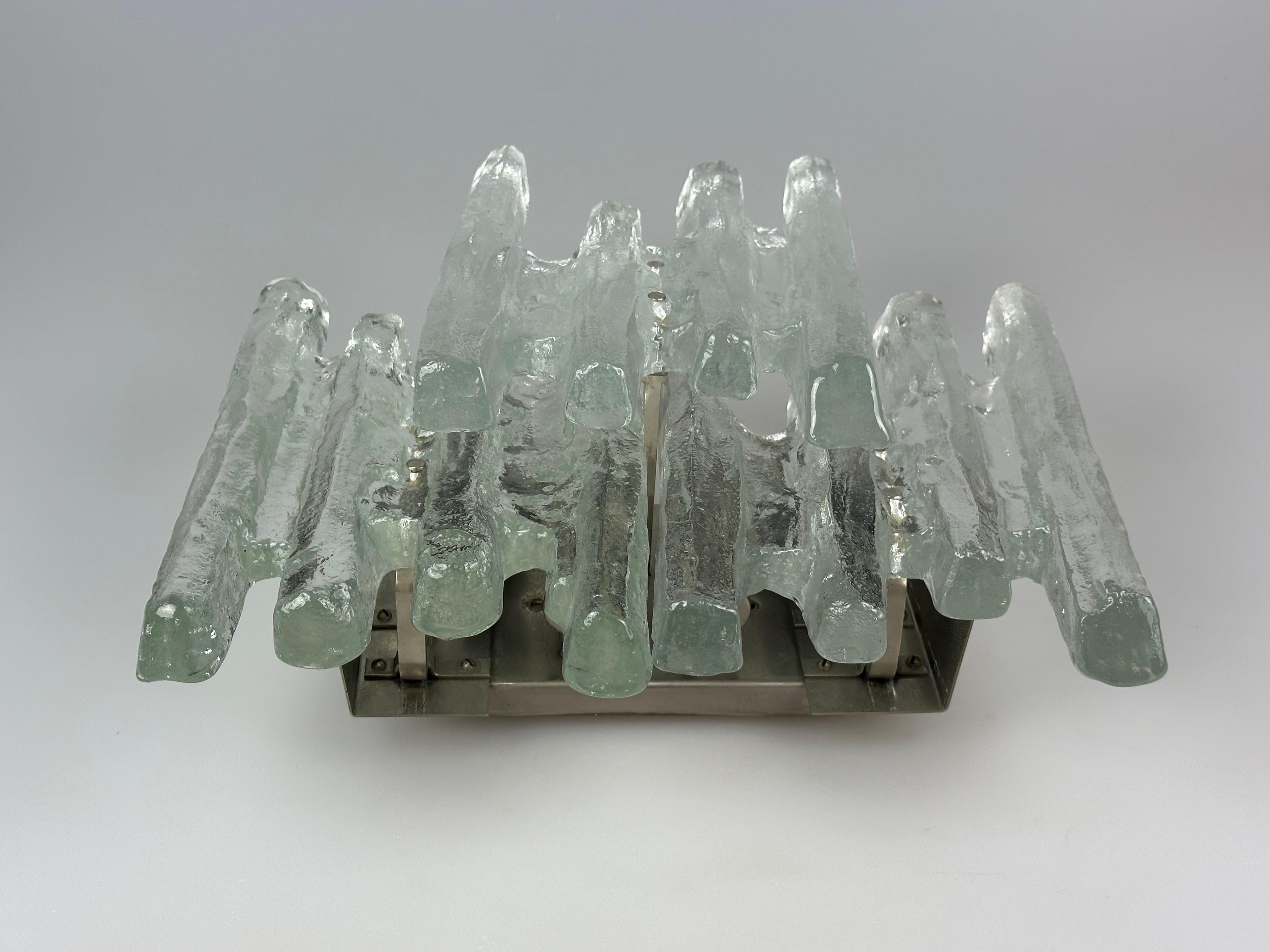 Applique en verre glacé des années 1960/70 par J.T. Kalmar, Autriche Design/One en vente 7