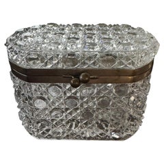 Coffret de style « Baccarat » français avec garniture en métal argenté