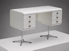 Un escritorio de estilo «Mid-Century Modern» con aire futurista, Francia, 1960