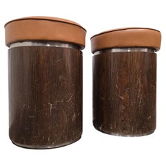 Taburete vintage de madera de los años 70 – Cojín de imitación de cuero y ribete de aluminio