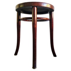 Antique Trieste Bentwood Stool  1920s Österreich Beech Wood, Thonet