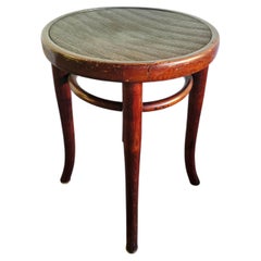 Antique Trieste Bentwood Stool  1920s Österreich Beech Wood, Thonet