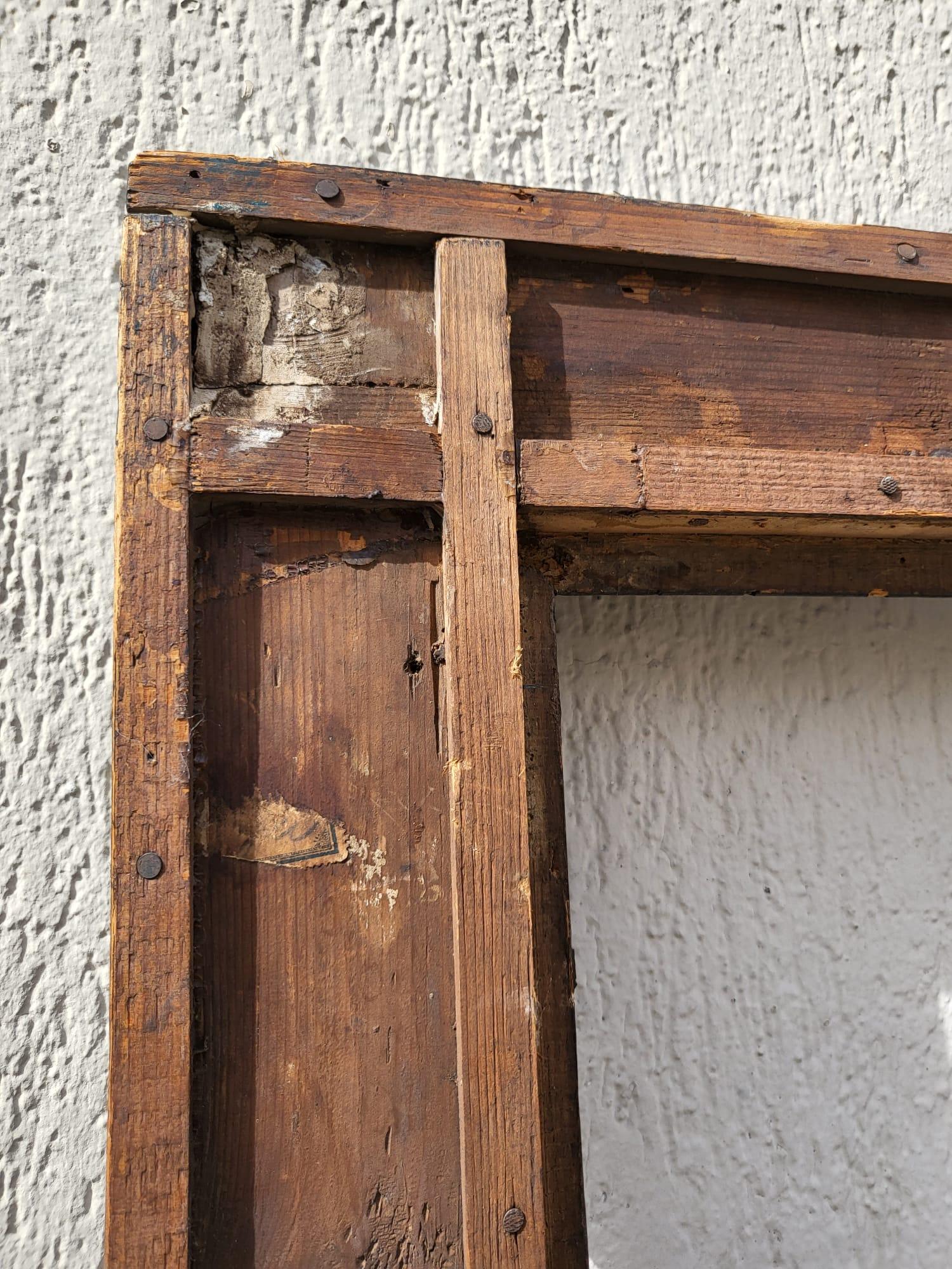 Carved Wooden Frame, 17th Century For Sale 9