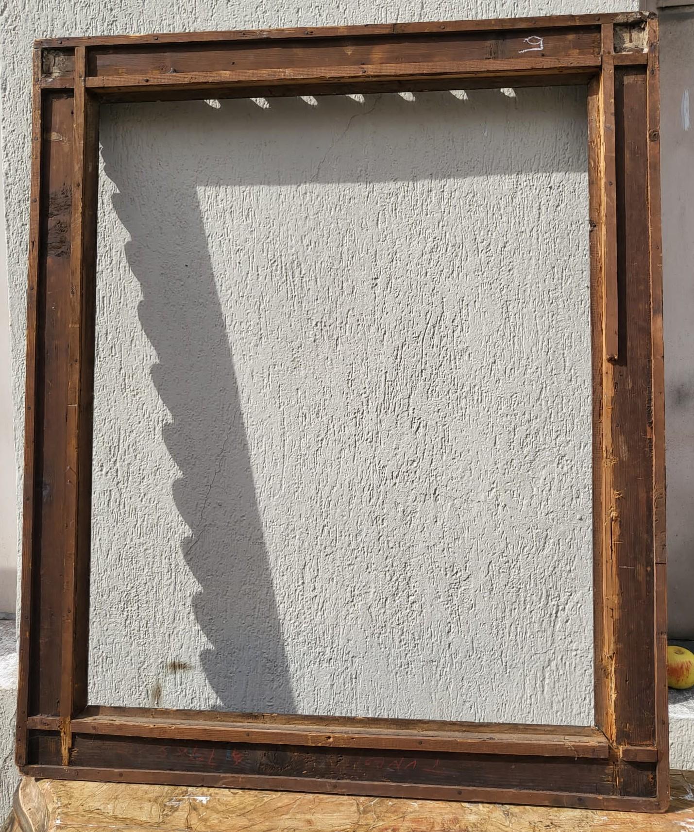 Carved Wooden Frame, 17th Century For Sale 5