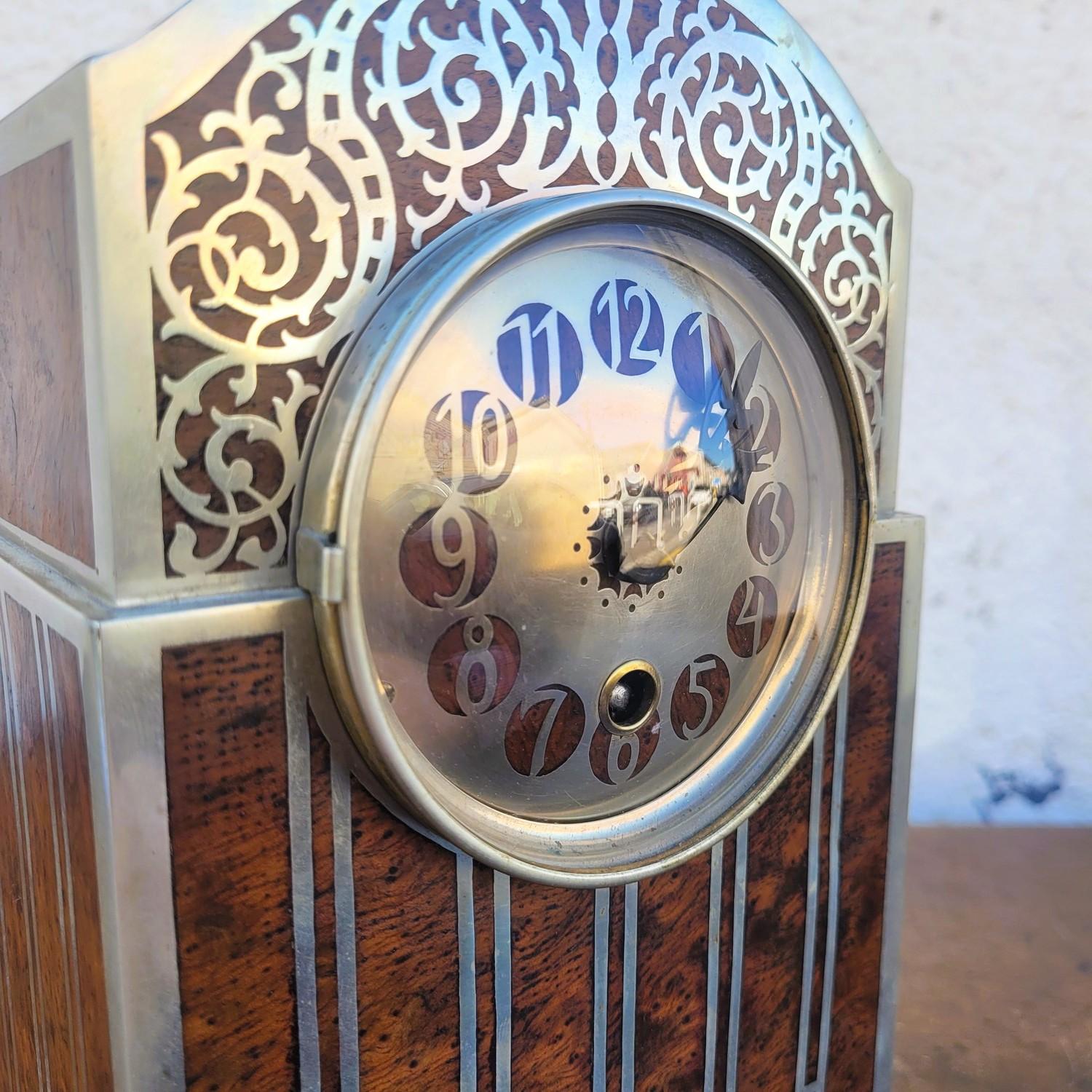 Orologio con lente d'ingrandimento e intarsio Art Déco, 20° secolo in vendita 2