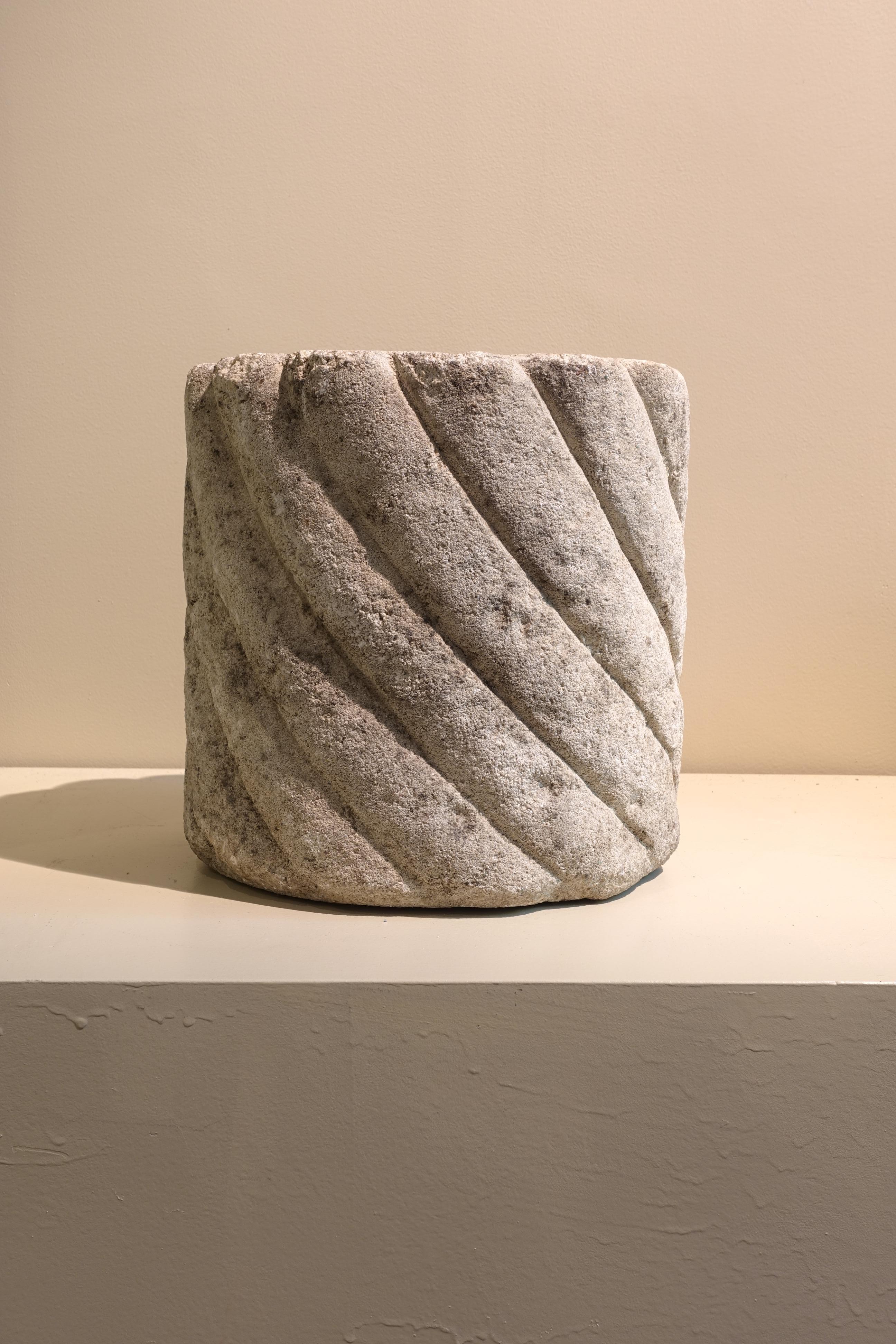 Renaissance 17th century twisted column For Sale
